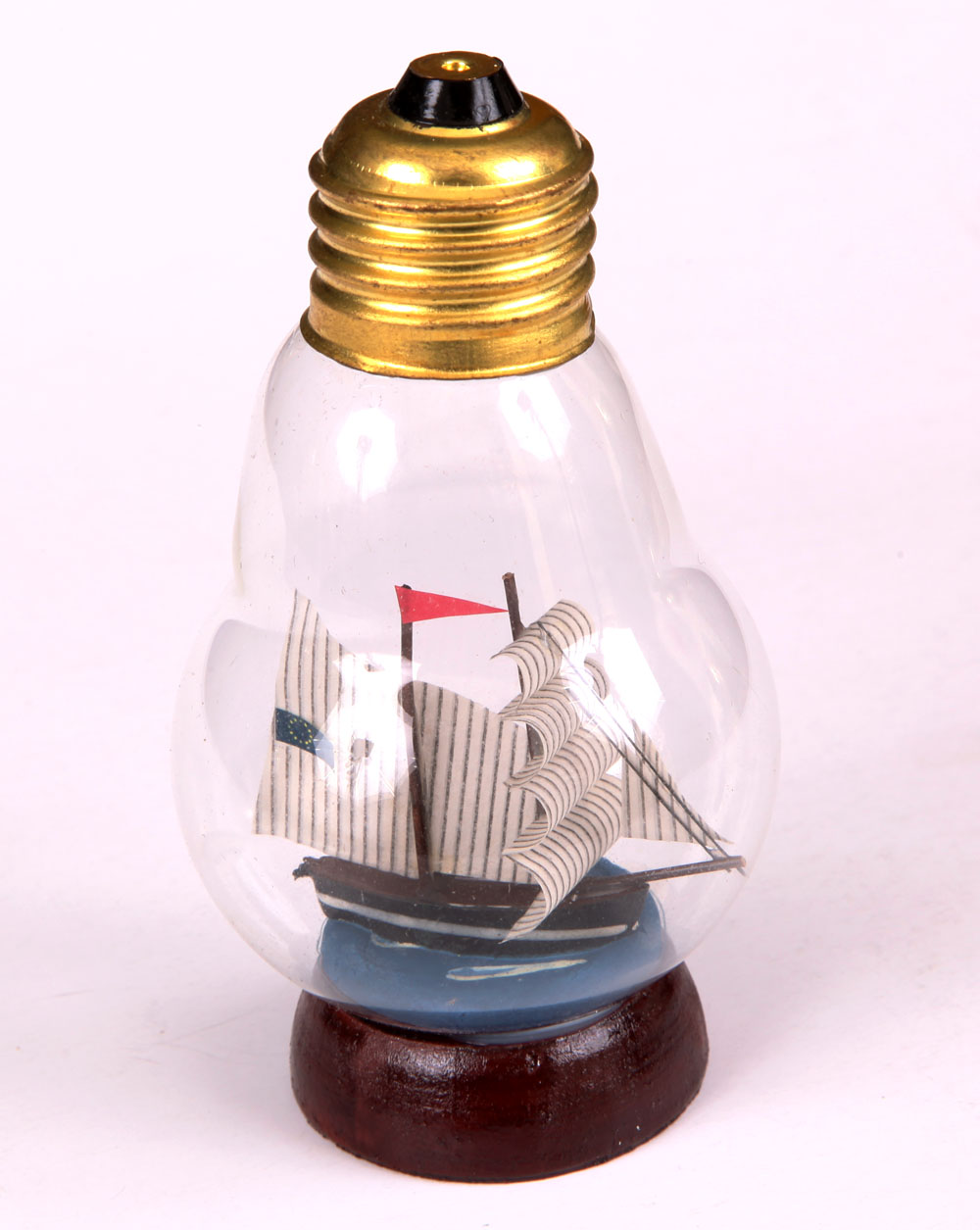 foto lodi�ka v l�hvi - standard, ��rovka